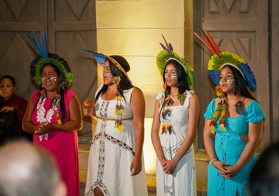Giro das Tradições recebe espetáculo indígena “Vozes Ancestrais – O Musical” no Theatro Homerinho