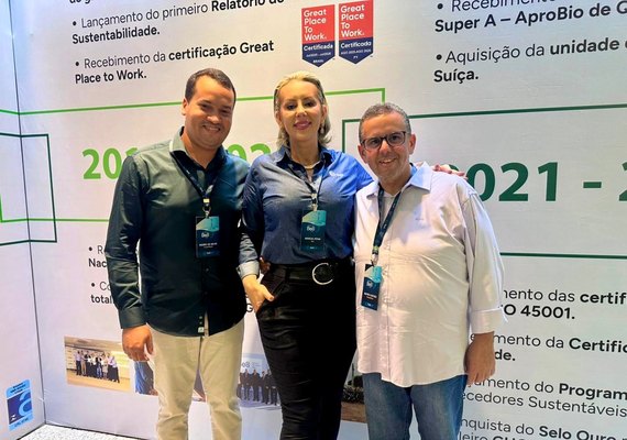 Diretores da Cooperflores visitam sede da BE8 e celebram 20 anos da empresa