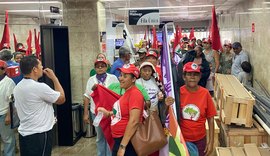 Camponesas ocupam superintendência do Incra em Maceió nesta quarta (12)