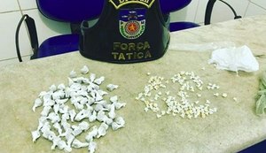 Mulher é detida com crack e maconha no Benedito Bentes