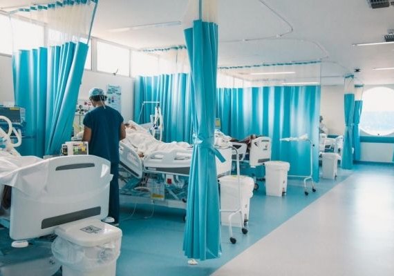 Hospital da Mulher tem 99% das UTIs ocupadas; Saúde monitora ocupação da rede hospitalar