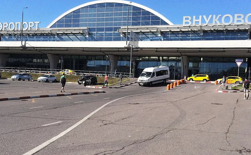 Todos os aeroportos de Moscou são fechados temporariamente