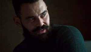 Vem por aí! Assassino de Aziz sai da sombra e mata Paul com brutalidade