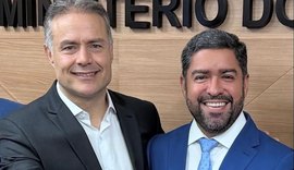 Prefeito de Viçosa comemora prêmio da Educação em Brasília e destaca parceiros de seu governo