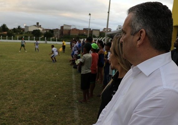 Projeto de Promotoria de Justiça cria escola de futebol para adolescentes
