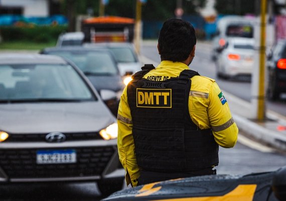 DMTT implanta novo binário no bairro de Cruz das Almas