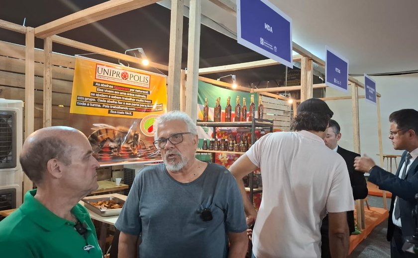 Cerveja e café com própolis viram atração na 1ª Feira da Agricultura Familiar de AL