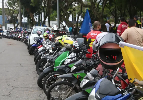 Três em cada 10 entregadores de comida enfrentam insegurança alimentar