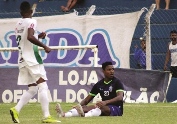 CSA goleia em jogo-treino fechado e Barbieri espera por reforços