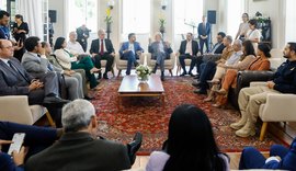 Ministro Lewandowski é recebido pelo governador e diz que país está avançando na área de segurança