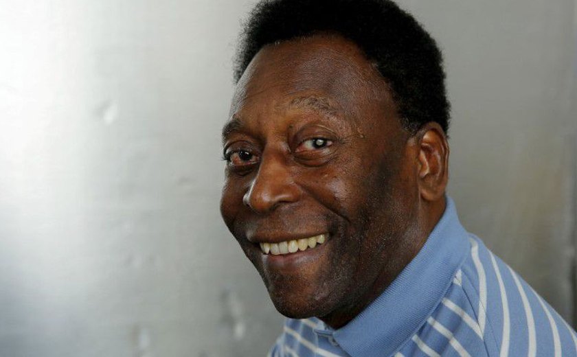 Morre o Rei Pelé aos 82 anos em decorrência de câncer no cólon