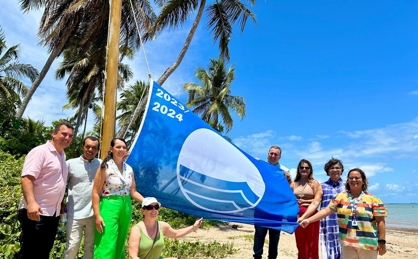Praia do Patacho realiza hasteamento da Bandeira Azul pelo terceiro ano consecutivo