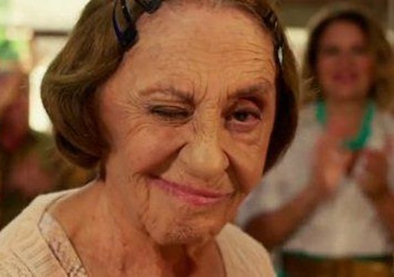 Final da novela 'Sol Nascente': Sinhá volta dos EUA após passagem de 7 anos