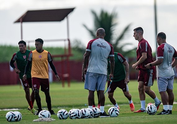 CRB finaliza preparação para enfrentar o Avaí pela Série B