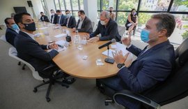 Governador Renan Filho recebe prefeito eleito de Maceió