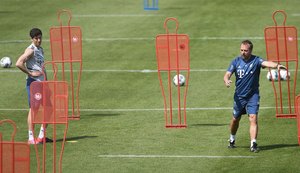 Angela Merkel anuncia retorno do Campeonato Alemão
