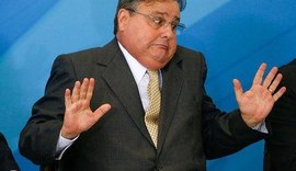 Geddel entrega carta de renúncia a Michel Temer