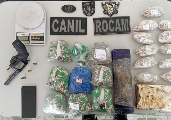 PM apreende três armas de fogo, drogas e acusados de assaltos a estabelecimentos são presos