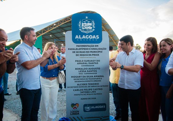 Governador inaugura obra do Minha Cidade Linda em Jequiá da Praia