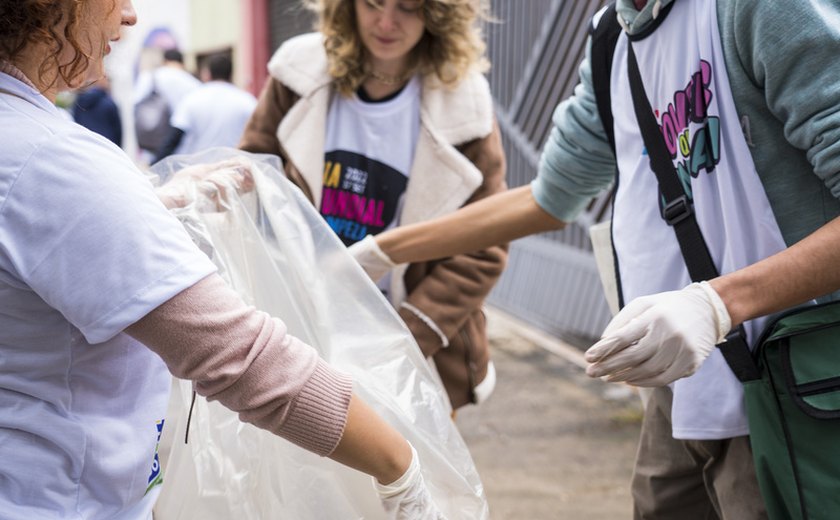 Empresas e institutos se unem para o primeiro mutirão de limpeza de rios, praias e lagoas em Maceió
