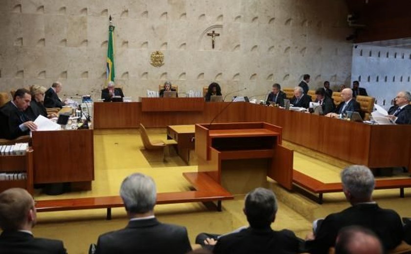 Maioria do Supremo Tribunal Federal mantém Renan na presidência do Senado