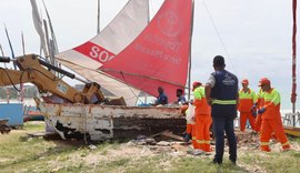 Operação Praia Limpa: SEMSC reordena jangadas da orla de Maceió