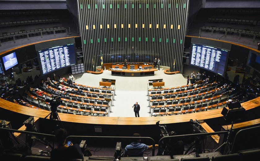 Câmara dos Deputados prorroga auxílio para cooperativas do setor cultural
