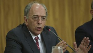 Presidente da Petrobras diz que alta no preço dos combustíveis não é causada pela empresa