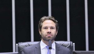 Pedro Vilela ressalta aprovação de PL que retoma obras de creches e escolas