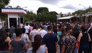 Mais de 5 milhões de candidatos fazem provas do Enem neste domingo