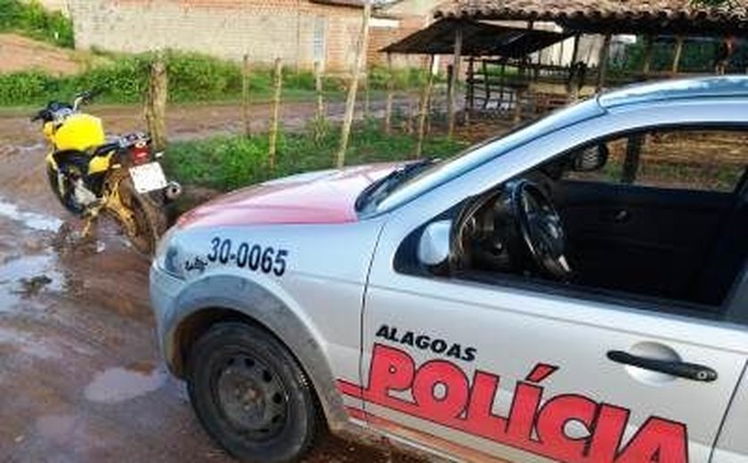 Guarnição da Polícia Militar recupera motocicleta roubada em bairro de Arapiraca