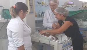 Campanha arrecada produtos para suprir necessidades de bebê deixado no lixo