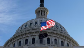 Senado dos EUA aprova projeto que põe fim ao 'shutdown'; decisão segue para a Câmara