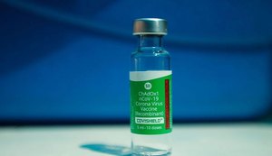 Quinze doses fora da validade da vacina AstraZeneca foram aplicadas em Alagoas
