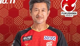 Aos 59 anos, Kazu Miura marca gol no futebol japonês e ajuda time a avançar na Copa do Imperador