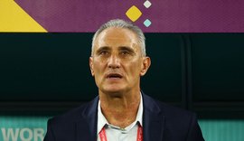 De saída, Tite faz discurso em vestiário da Seleção após queda na Copa: 'Abriu o coração'