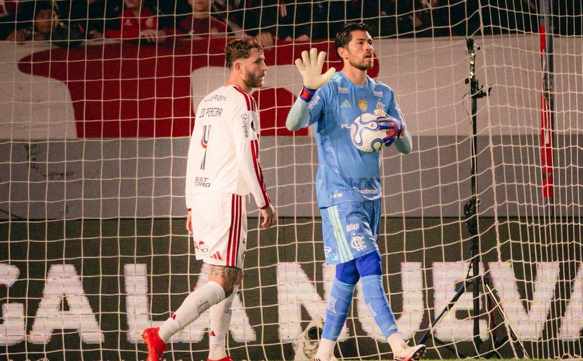 Sem chutar a gol na Argentina, Flamengo sobrevive contra o Estudiantes na Libertadores