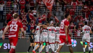 CRB vence Vila Nova e avança na tabela