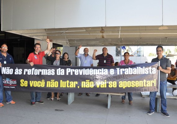 Servidores do Judiciário Federal de Alagoas aderem à greve geral nesta sexta