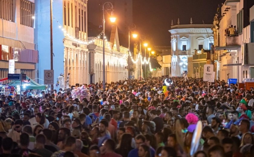 Varal luminoso é furtado após realização do Jaraguá Folia, em Maceió