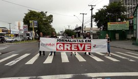 Jornalistas fazem novo ato nesta manhã na Avenida Fernandes Lima