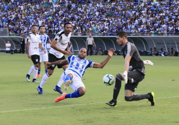 CSA vence o Ceará com golaço no Rei Pelé e respira no Campeonato Brasileiro