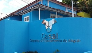 Casal é condenada a pagar R$ 5 mil a cliente por cobranças indevidas