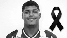 Jogador Vitão morre aos 22 anos após ser atingido por bala perdida