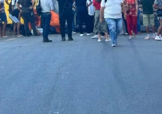 Estudante é atropelado por ônibus quando tentava atravessar rua no Centro de Maceió