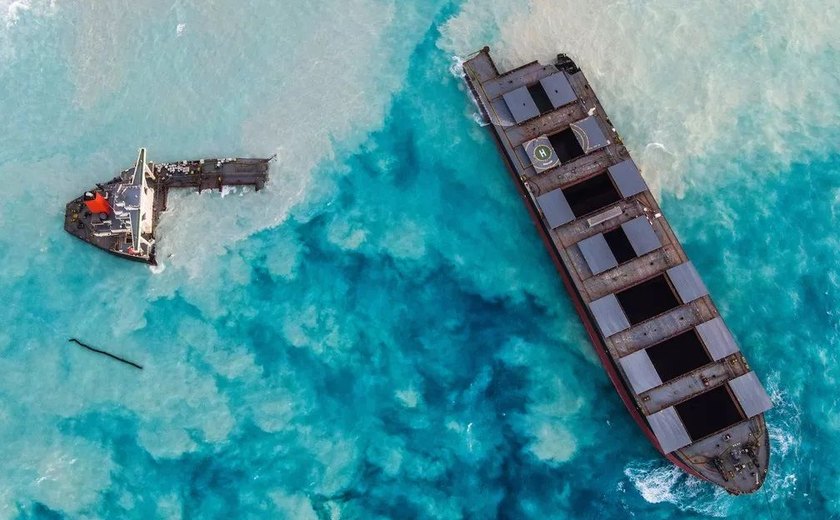 Operadora de navio que derramou petróleo nas Ilhas Maurício promete pagar US$ 9,4 milhões