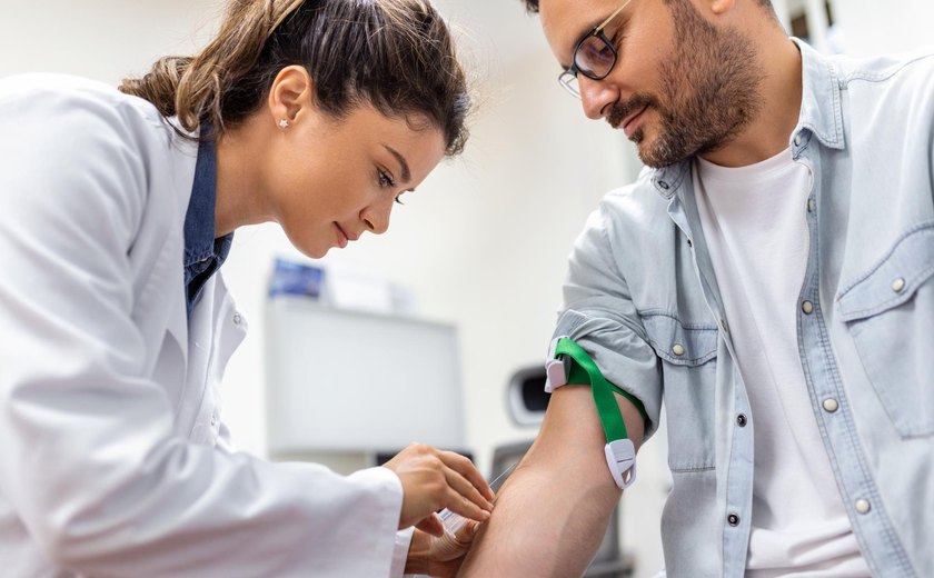 Especialista explica como se preparar para exames de sangue