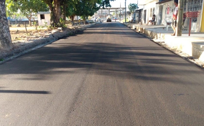 Prefeitura avança com Revitaliza Maceió e mais três ruas são pavimentadas