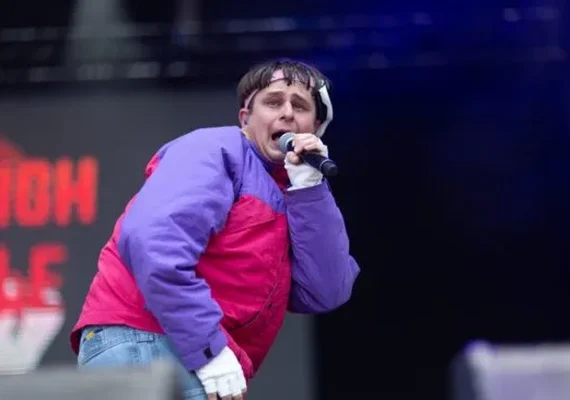 Quem era Oliver Tree? Cantor de sucesso mundial morre em tragédia aérea no Rio