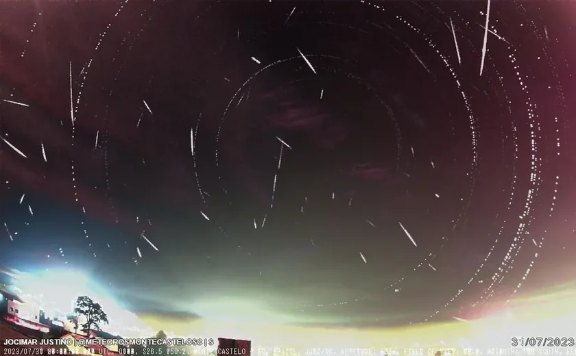 Cerca de 400 meteoros riscam o céu durante chuva 'Delta Aquáridas do Sul'
